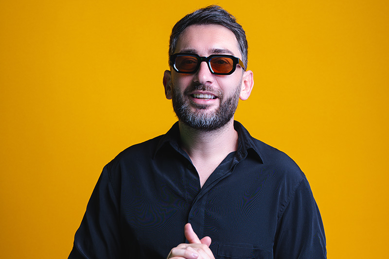 INTERVIEW with Alex Twin Alex Twin